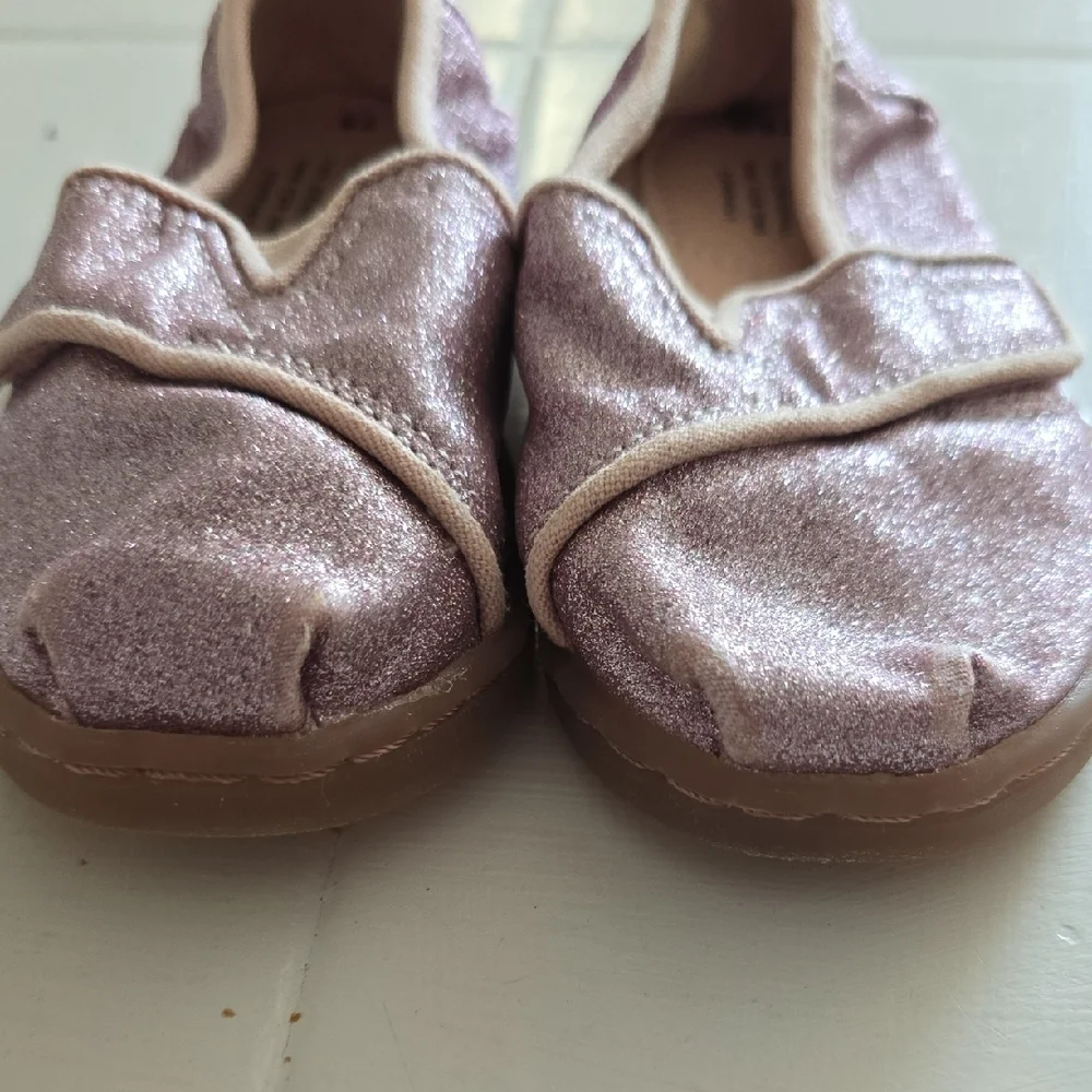 Toms Kids Sparkly Mauve Moccasins